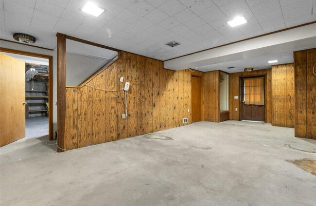 Building Photo - 2408 Park Ave
