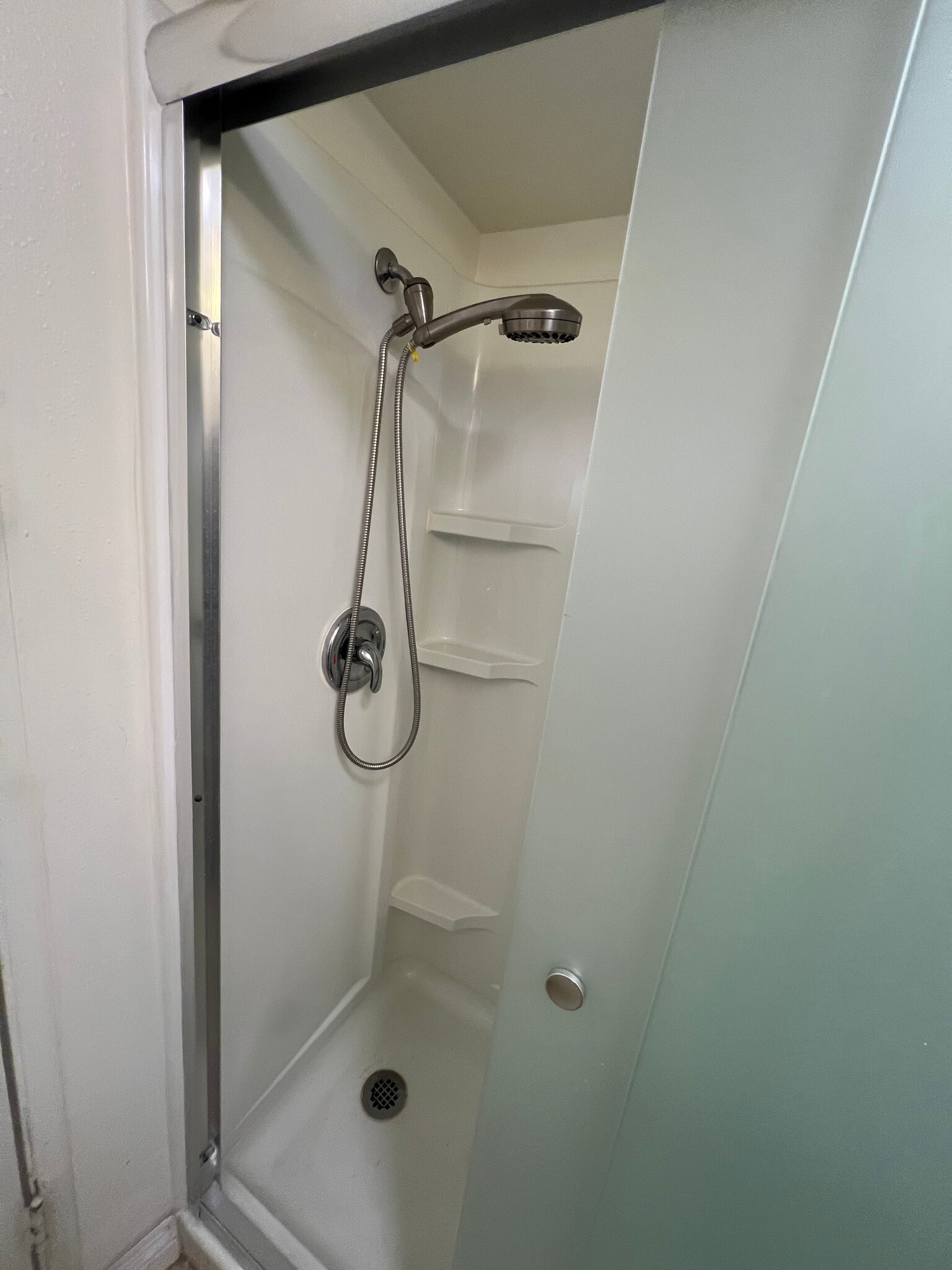 Shower in Master Bath - 19156 Avenue of the Oaks