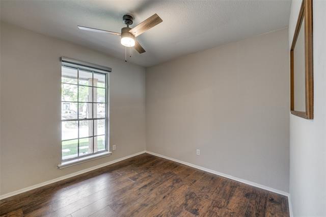 Building Photo - 625 Blue Lake Dr