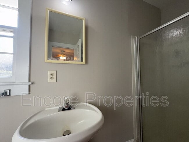 Building Photo - 2032 N Main St