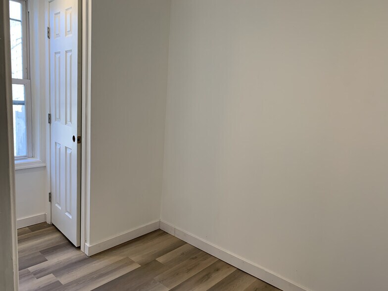 second room or office - 346 W 29th St