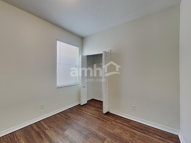 Building Photo - 1130 Cherry Valley Way