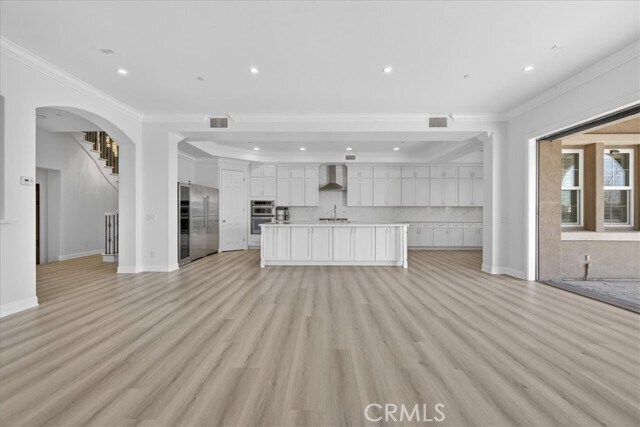 Building Photo - 17872 Via Roma