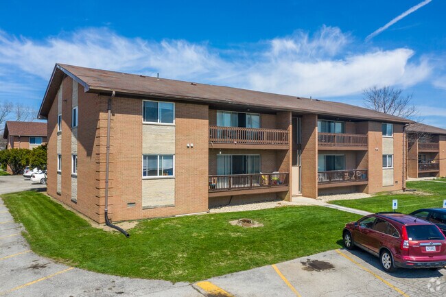 Building Photo - Findlay Garden