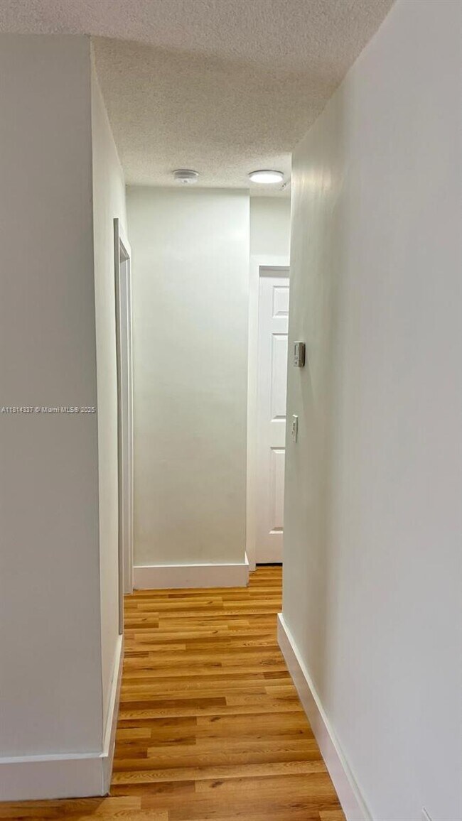 Building Photo - 4149 NW 23rd Ct