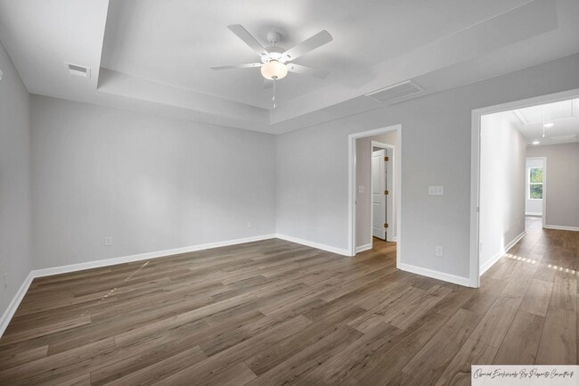 Building Photo - MODERN 3 BEDROOM IN LEXINGTON'S MURRAY VILLAGE