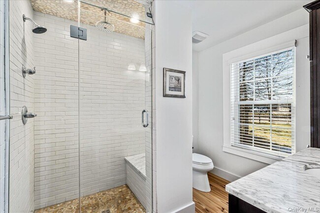 Building Photo - 60 Lilac Rd