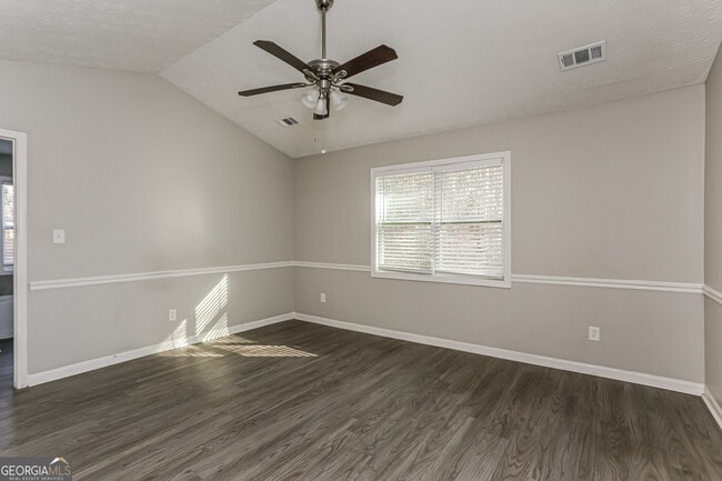 Building Photo - 10442 Tara Beach Cir