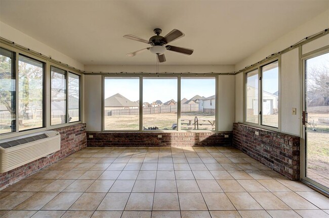 Building Photo - 7201 NW 150th St