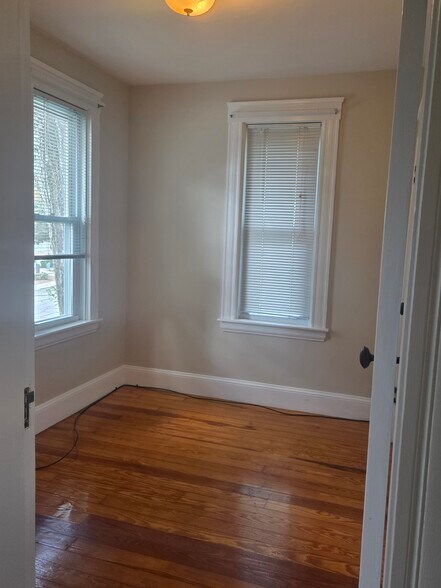 Office/bonus room - 27 Granite St