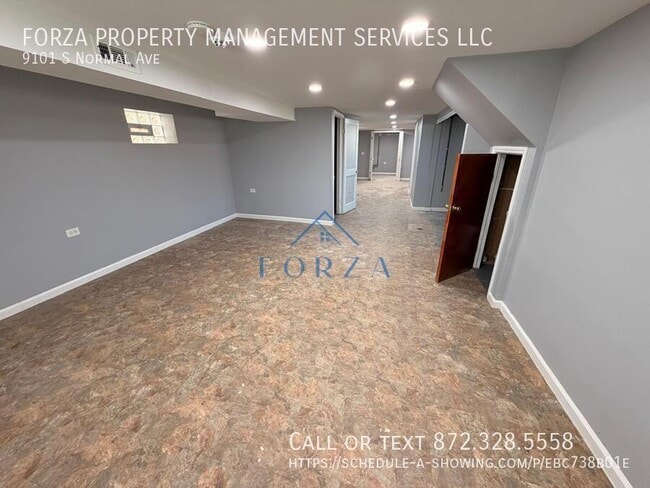 Building Photo - 9101 S Normal Ave