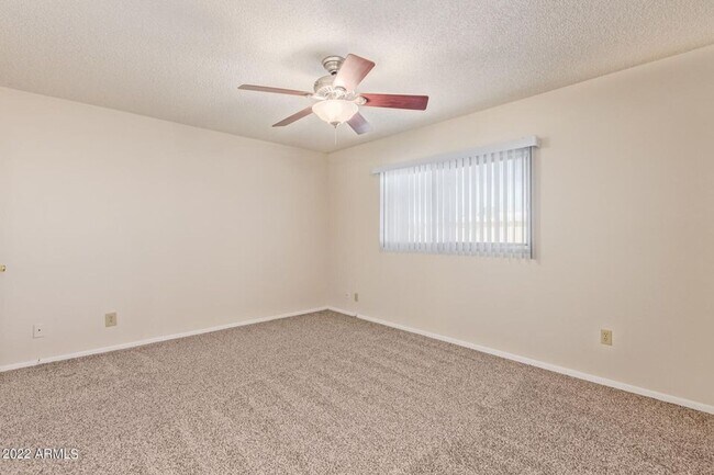 Building Photo - 6937 E Osborn Rd