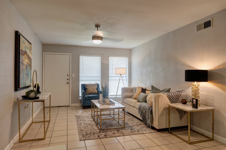 The Avenue 5050 Yale St Houston TX 77018 Apartment Finder