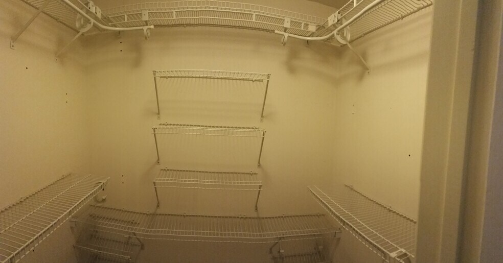 Building Photo - 138 Trotters Lea Ln