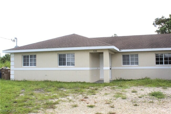 Building Photo - 726 Hightower Ave S