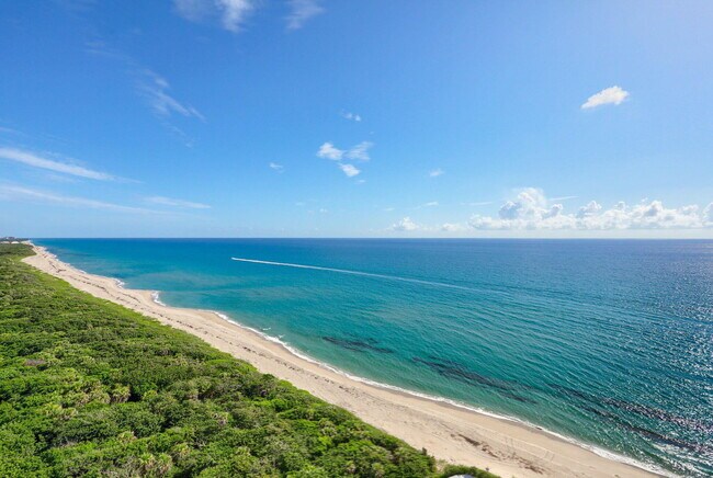Building Photo - 5550 N Ocean Dr