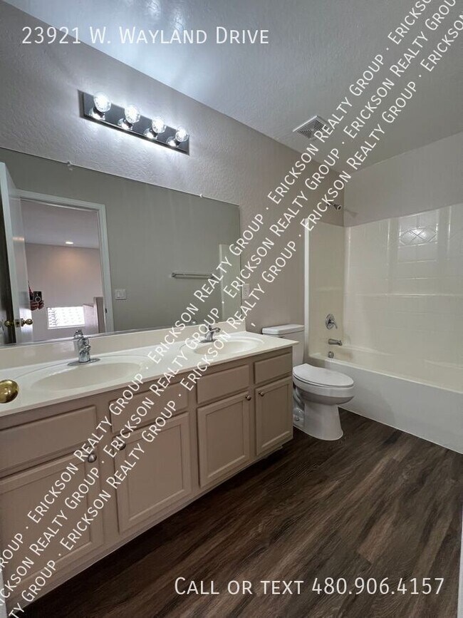 Building Photo - 23921 W Wayland Dr