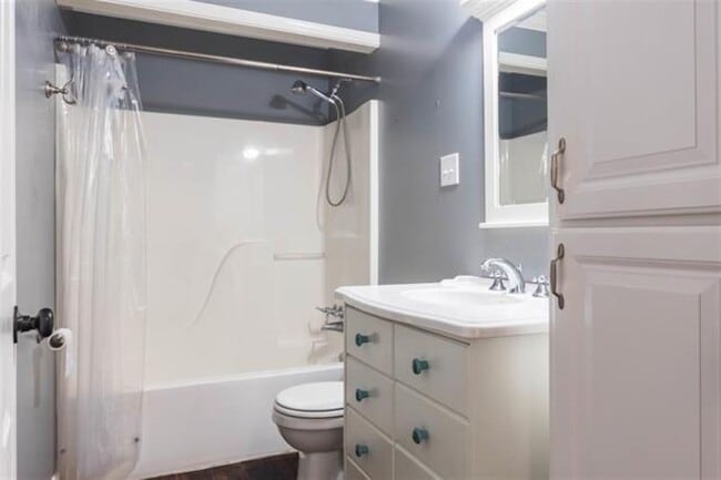 Building Photo - 292 Plum Springs Rd