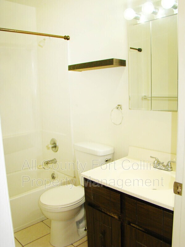 Building Photo - 1730 Pecan St