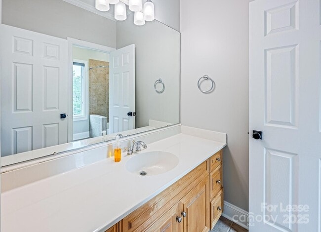 Building Photo - 112 Cedar Bluff Ln