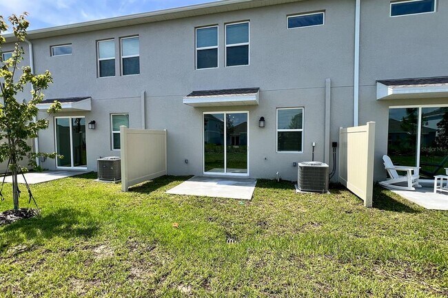 Building Photo - 2607 Skyline Lp