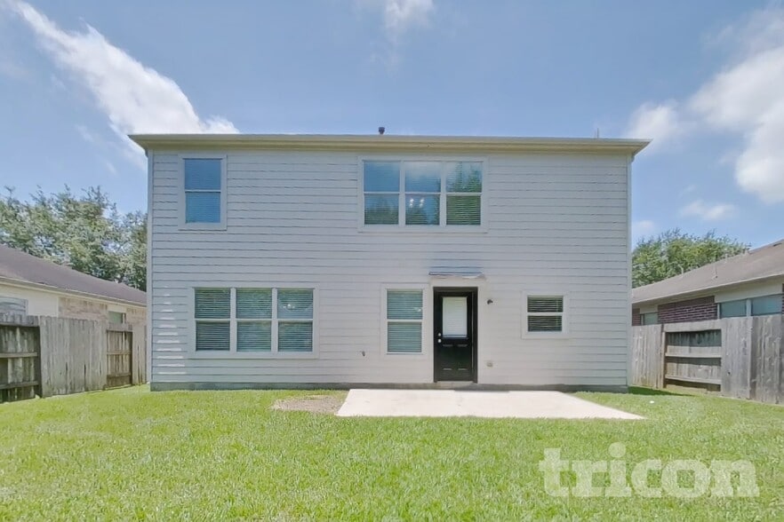 Building Photo - 2744 Woodspring Forest Dr