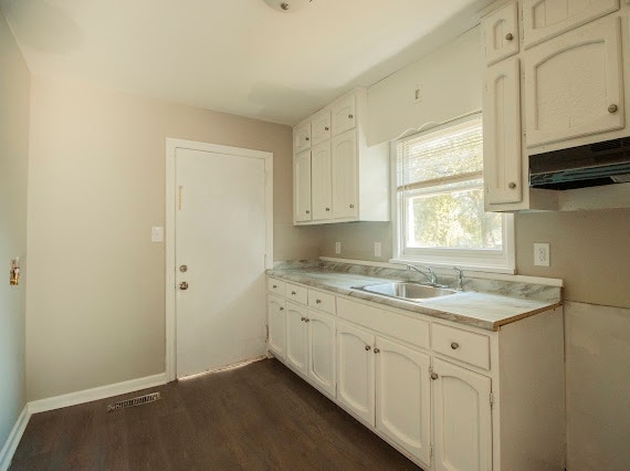 Building Photo - 3928 37th Ave N