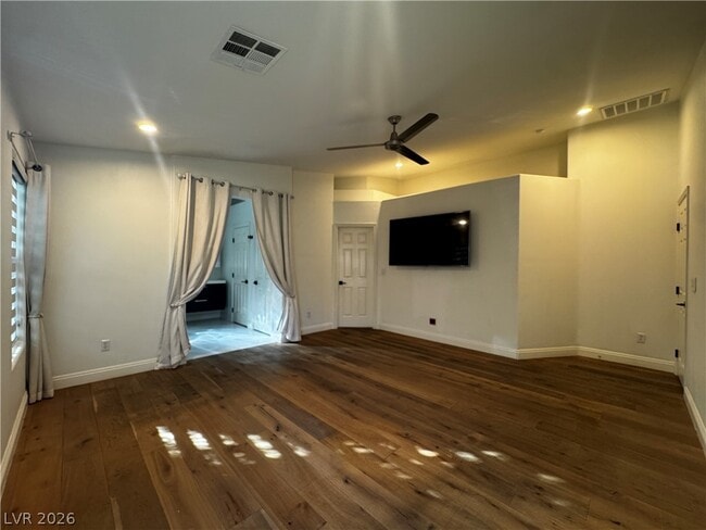 Building Photo - 956 Puerta Del Sol Dr