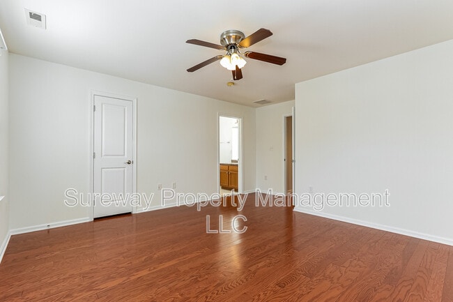 Building Photo - 1610 Fela Dr