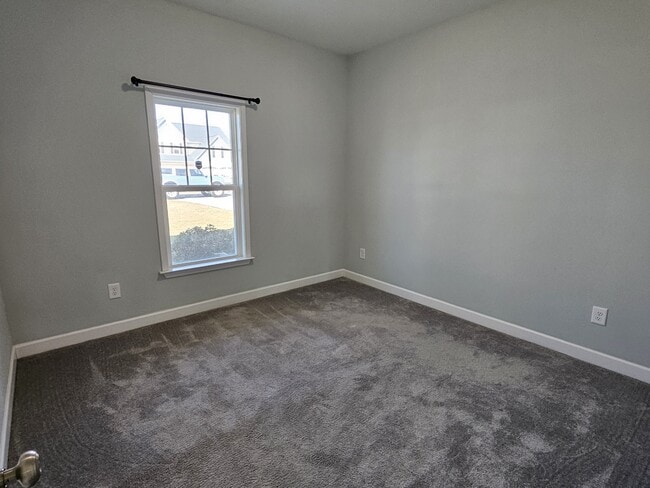 Building Photo - 202 Mutton Dr