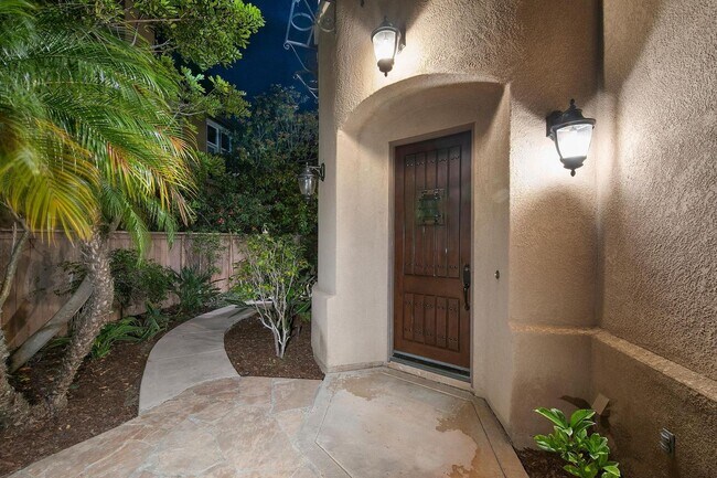 Building Photo - Gorgeous Estate Home In Encinitas Ranch