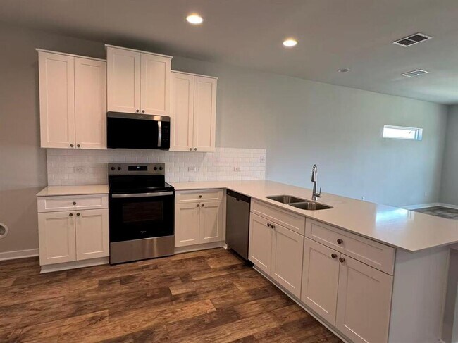 Building Photo - 17509 Torneo Dr
