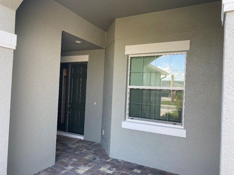 Building Photo - 8523 Loren Cove Dr