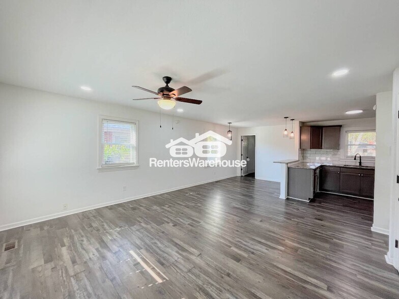 Building Photo - 2700 Belle St