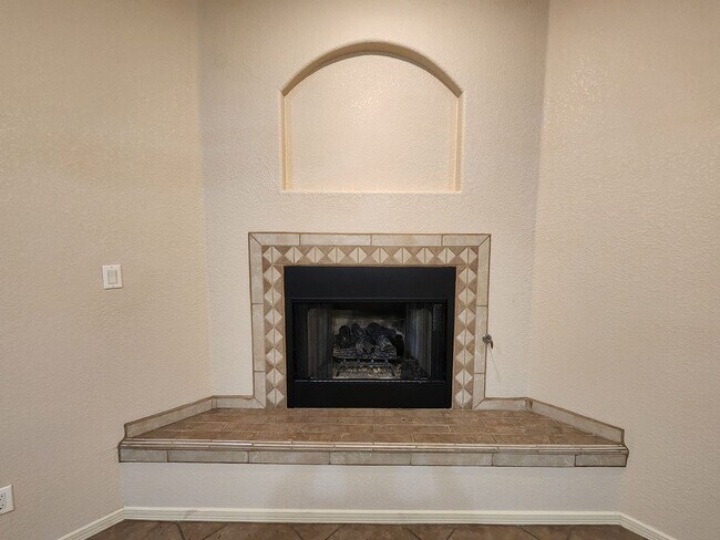 Building Photo - 1293 Mission Nuevo Dr