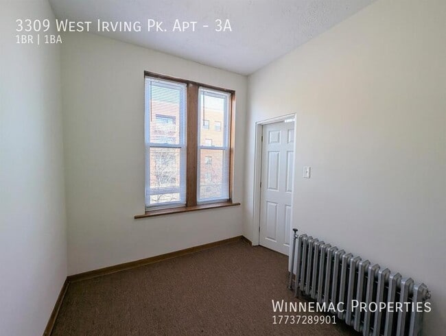 Building Photo - 3309 W Irving Park Rd