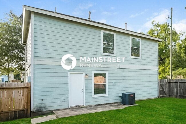 Building Photo - 3 Bedroom Pet-Friendly Home in Humble, TX with Main Street Renewal