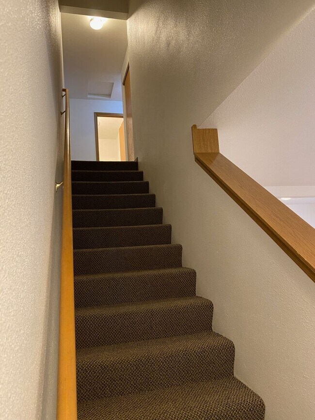 Building Photo - 607 Taylor