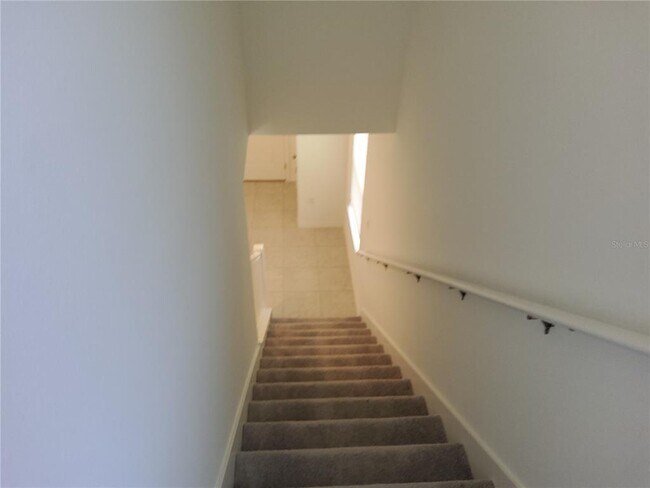 Building Photo - 1816 Fan Palm Dr