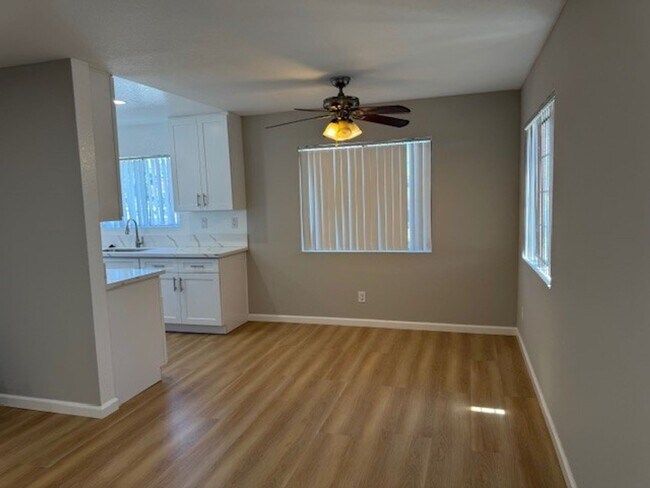 Building Photo - BEAUTIFUL NEWLY REMODELED 2 BEDROOM/1 BATH...