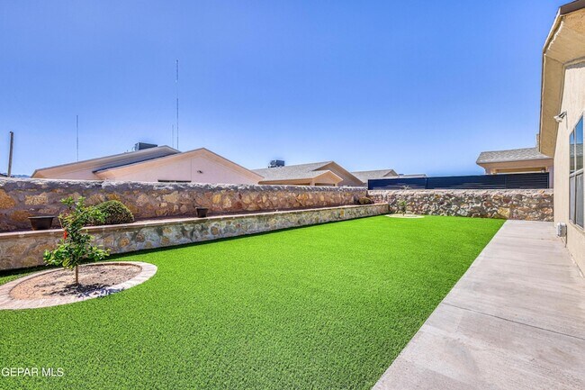 Building Photo - 12441 Polo Norte Dr