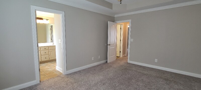 Building Photo - 329 Lafollette Dr