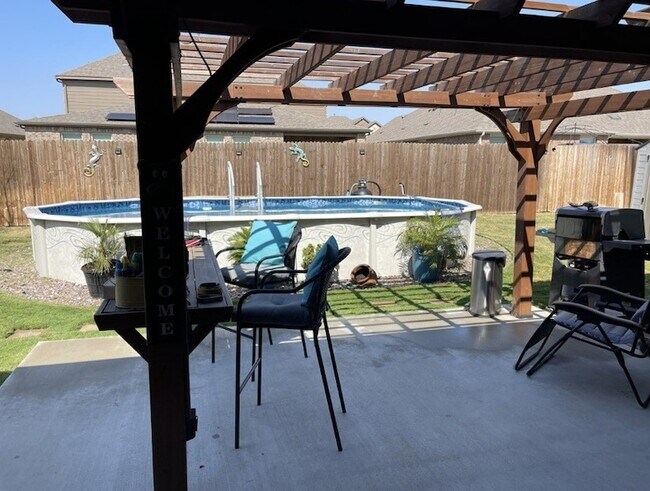 Building Photo - 2917 Grizzly Rd