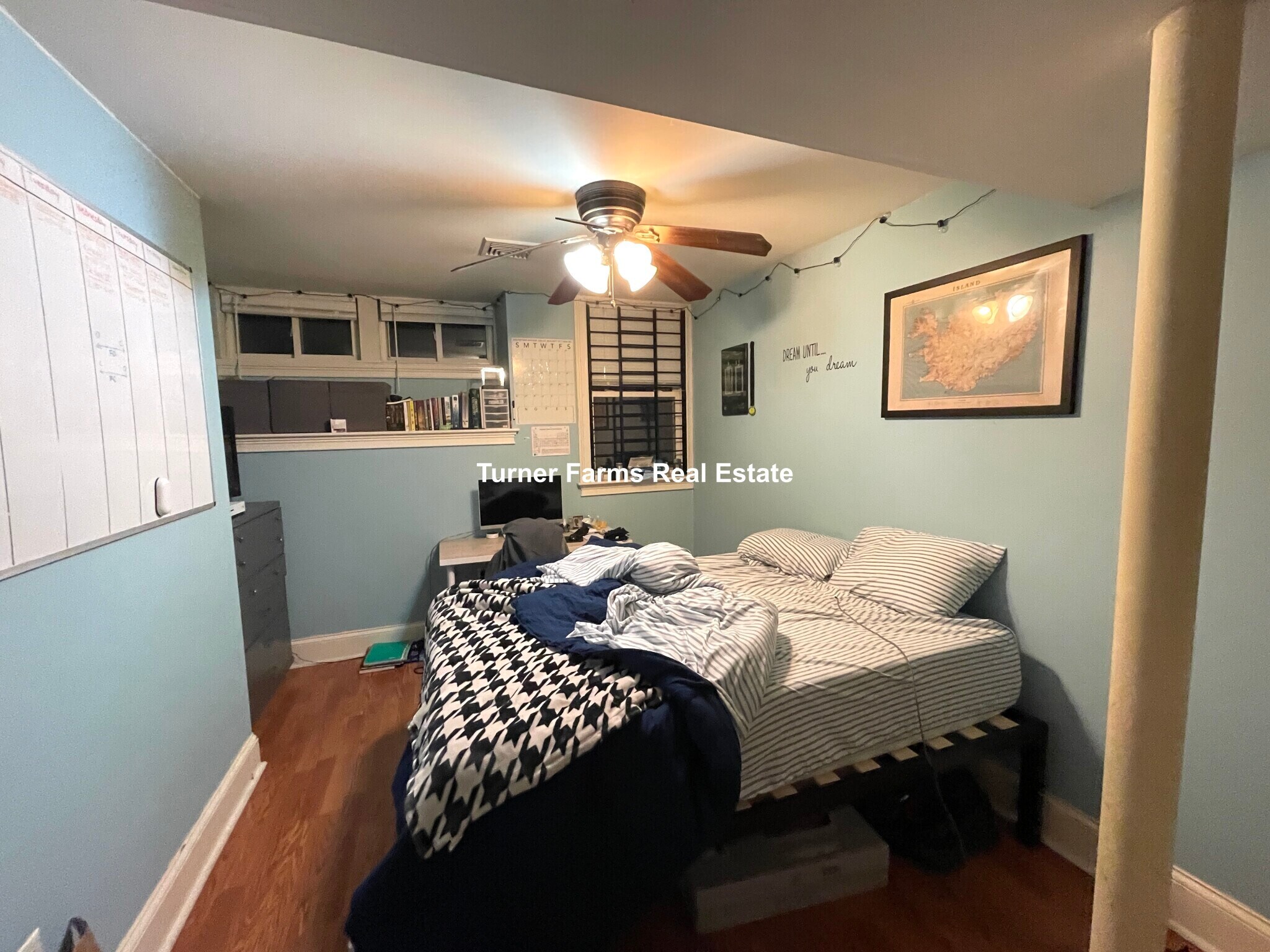 Building Photo - 731 Parker St