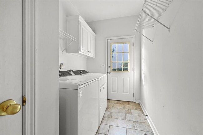 Building Photo - 1070 Admiral Crossing