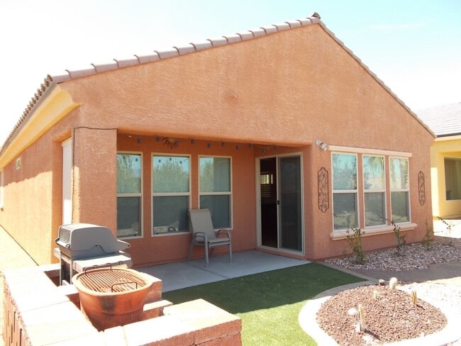 Building Photo - 790 Country Grove Ln