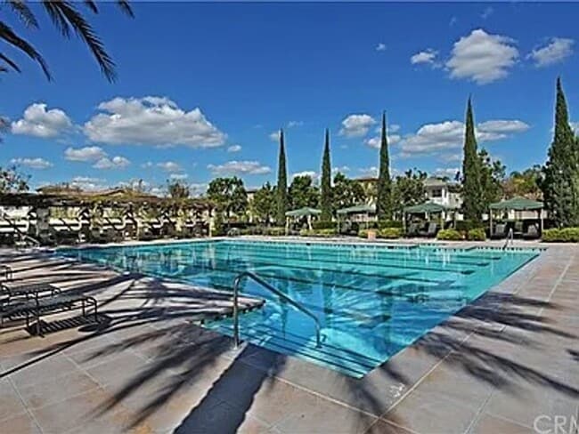 Building Photo - 4 BEDROOM 3 BATH NORTHWOOD ESTATES GATED P...