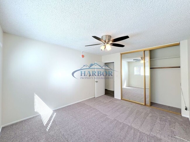 Building Photo - 718 S Leland St