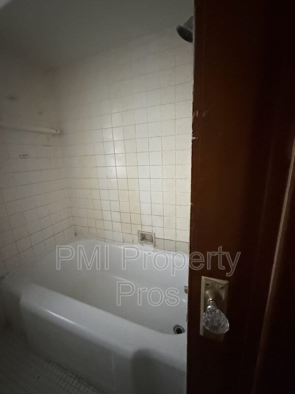 Building Photo - 4139 N 50th St