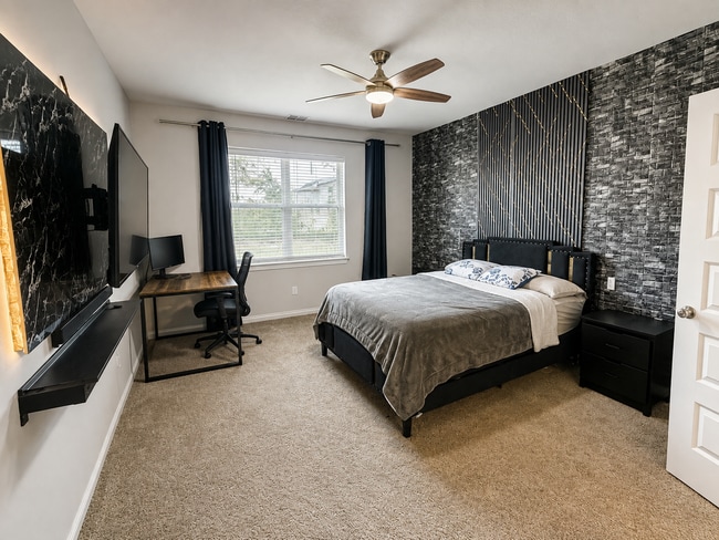Building Photo - 9319 Trap Rock Dr